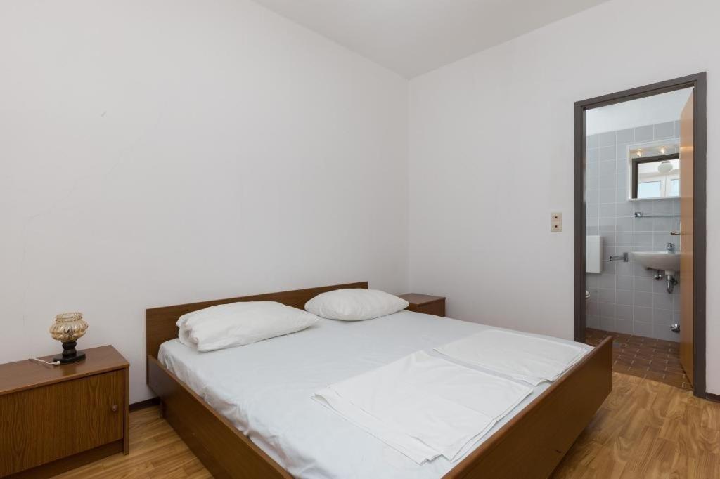 Rooms Villa Basica Saplunara Szoba fotó
