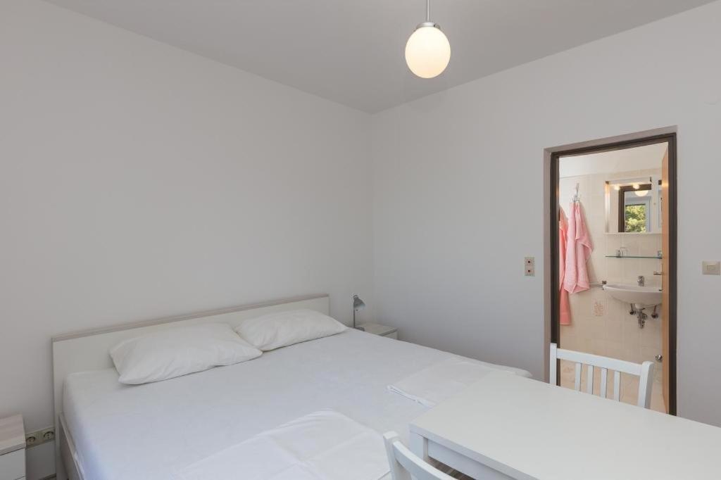 Rooms Villa Basica Saplunara Szoba fotó