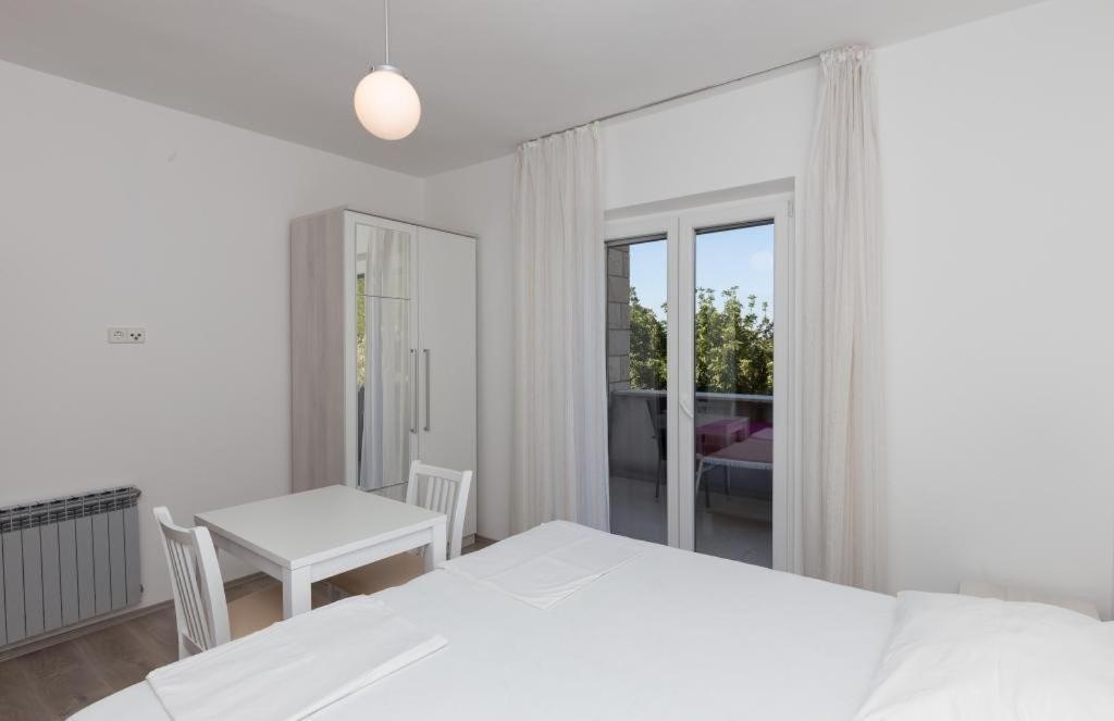 Rooms Villa Basica Saplunara Szoba fotó