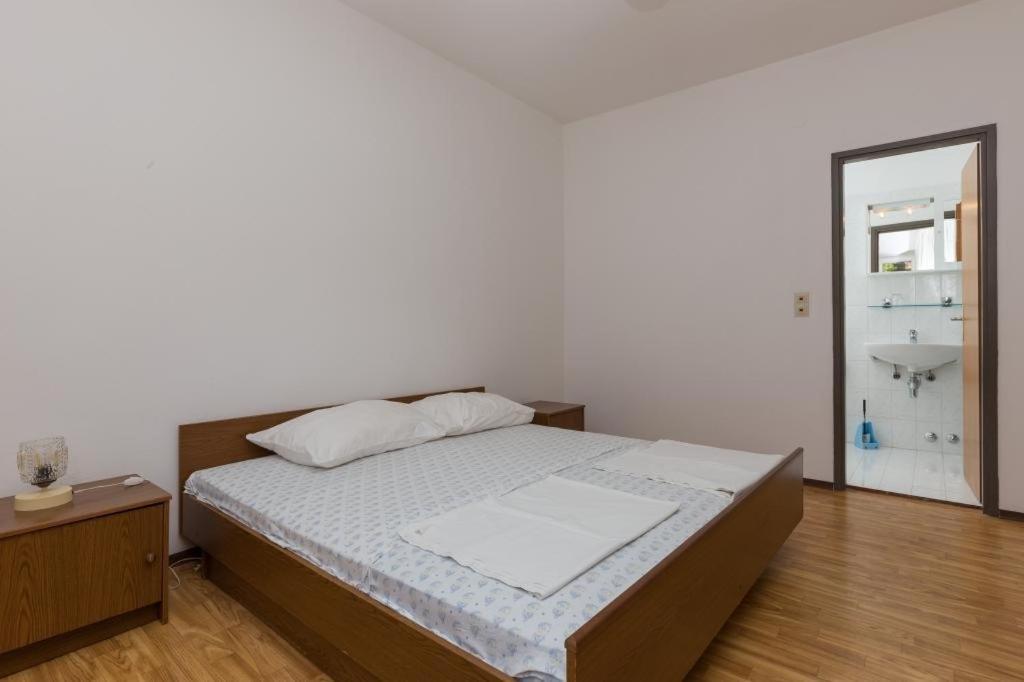 Rooms Villa Basica Saplunara Szoba fotó