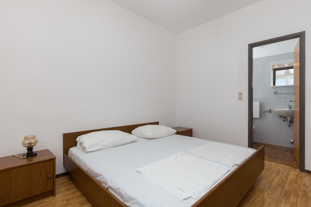 Rooms Villa Basica Saplunara Szoba fotó